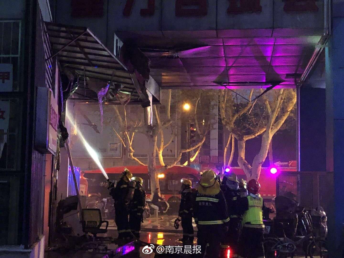 《貴人》by花卷番外