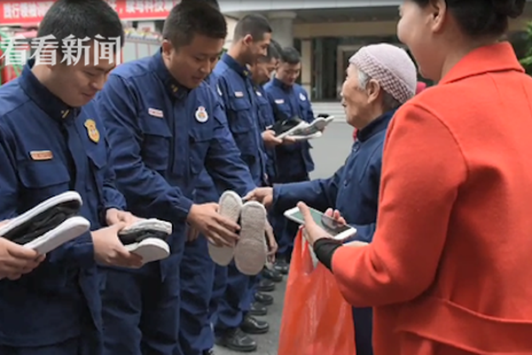 暗河by山有君更新完了嗎