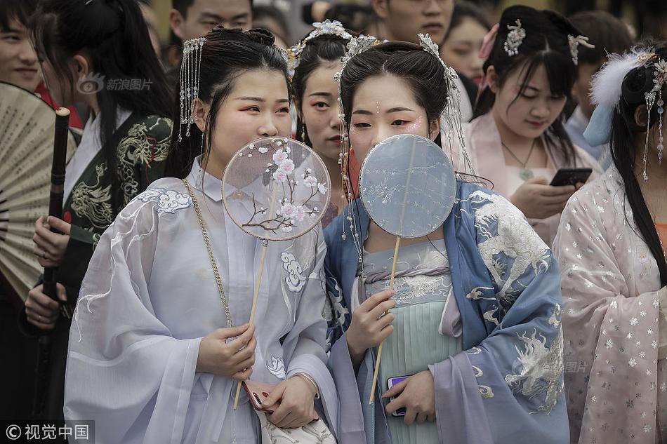 單親媽媽控制不住對孩子發(fā)脾氣